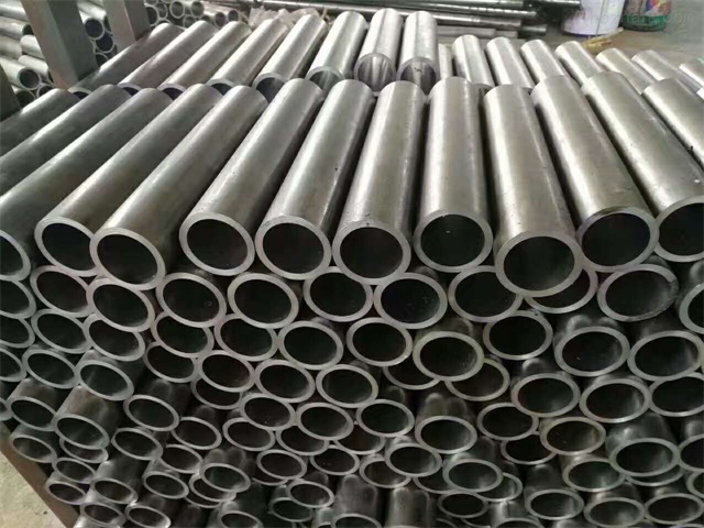 乌兰30CrMo精密无缝钢管